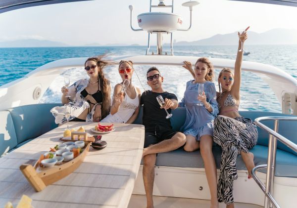 Voyage familial en yacht : l'escapade rêvée pour tous